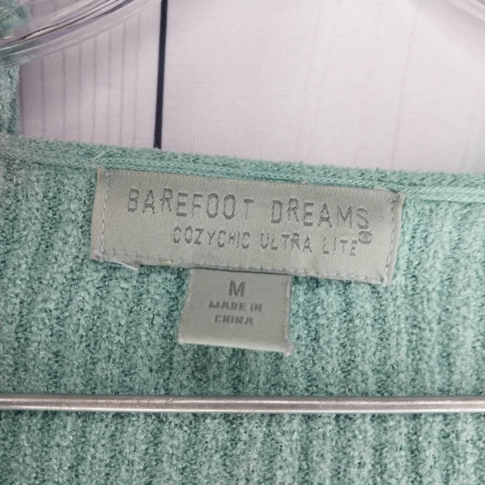 Barefoot Dreams Cozy Ultra Lite Hooded Cardigan - Picture 4 of 10